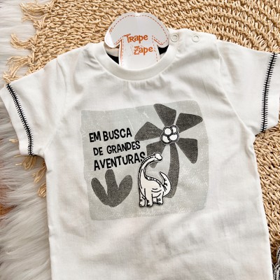 Conj. Camiseta em Buscas de Grandes Aventuras e Bermuda - Off White e Cinza